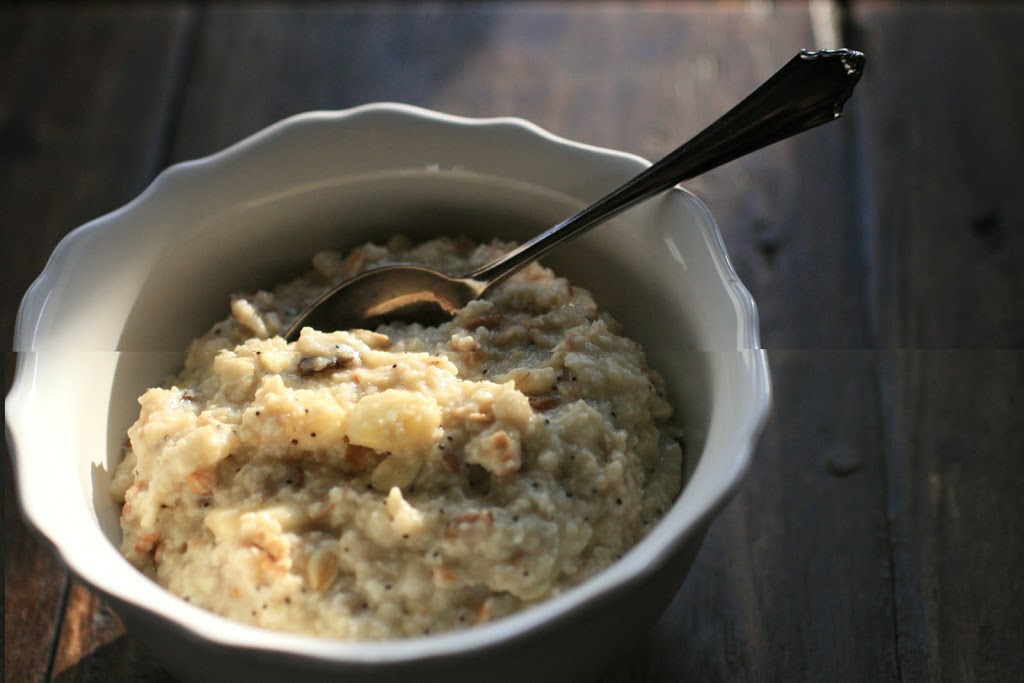 Haferflocken-Porridge mit Banane und Mohn - 1